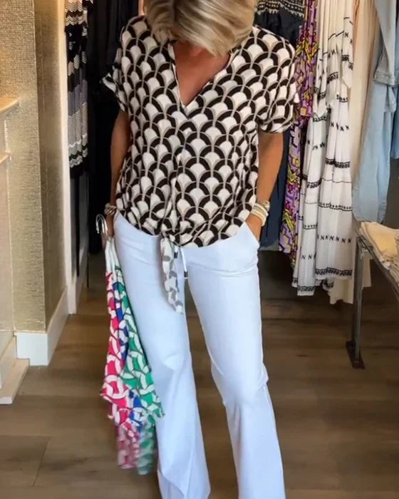 NOVA - CASUAL TOP MET PRINT EN V HALS
