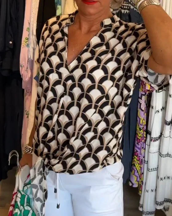 NOVA - CASUAL TOP MET PRINT EN V HALS